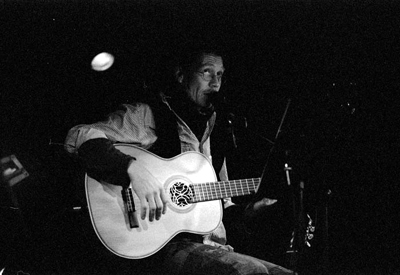 peryton live im 'projekt7'. aufnahme: jens grubert. magdeburg, 29. dezember 2004